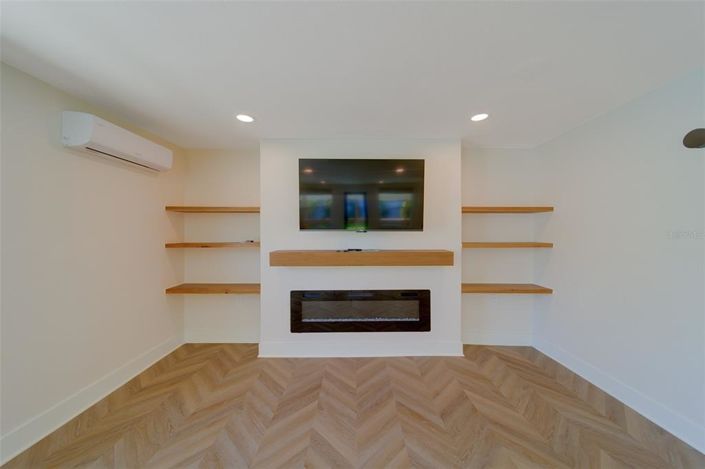 Image No.24-3 Bed Property for sale