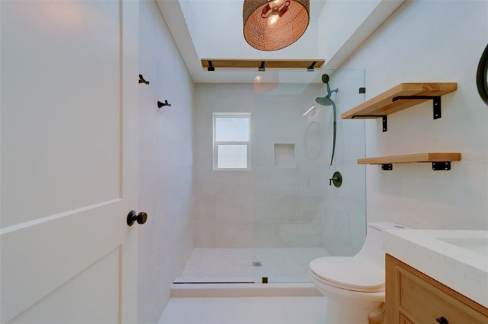 Image No.26-3 Bed Property for sale