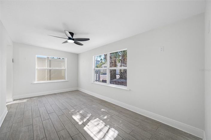 Image No.17-3 Bed Property for sale