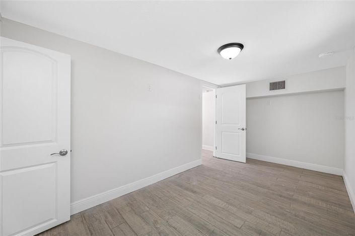 Image No.24-3 Bed Property for sale