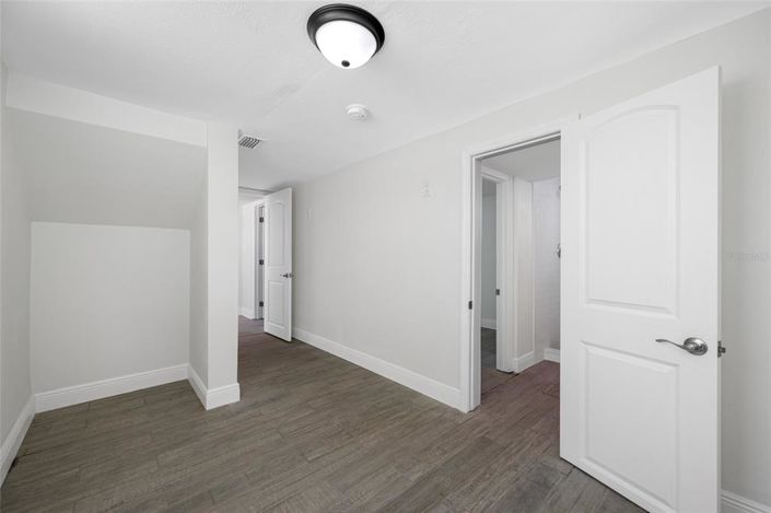 Image No.29-3 Bed Property for sale