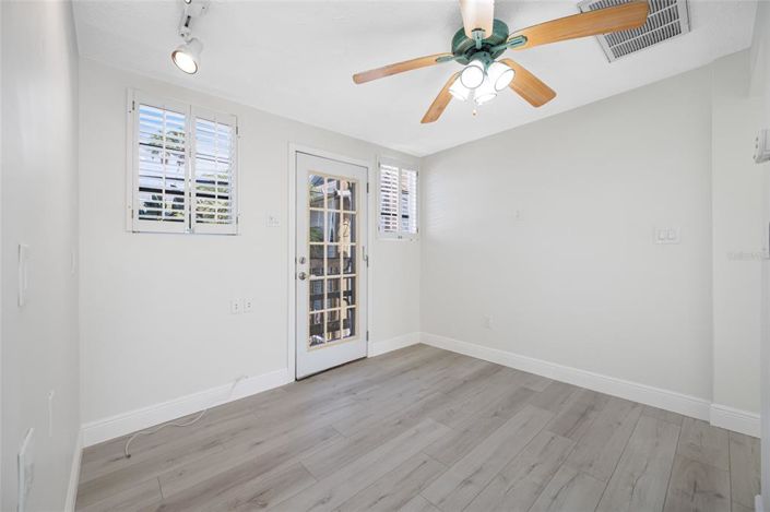 Image No.34-3 Bed Property for sale