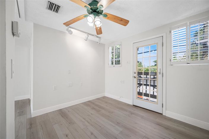 Image No.38-3 Bed Property for sale