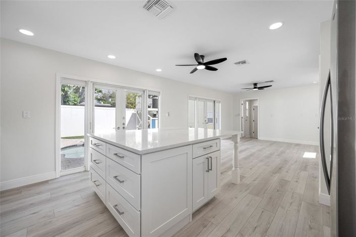 Image No.6-3 Bed Property for sale