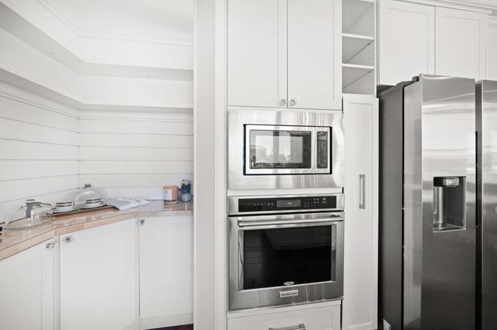 Image No.13-3 Bed Property for sale