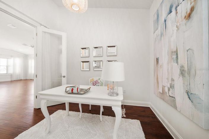 Image No.19-3 Bed Property for sale