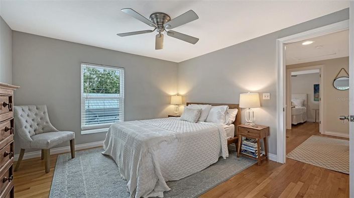 Image No.16-4 Bed Property for sale