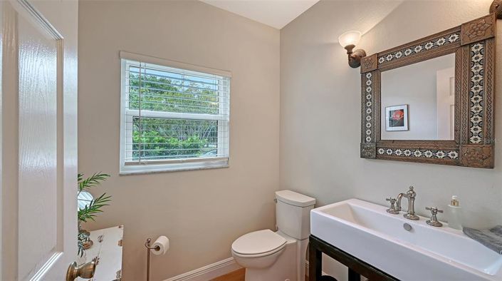 Image No.22-4 Bed Property for sale