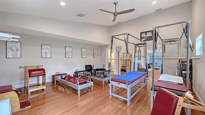 Image No.24-4 Bed Property for sale