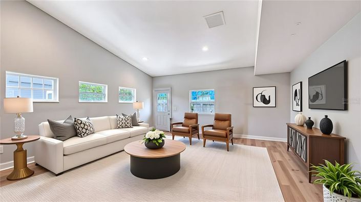 Image No.26-4 Bed Property for sale