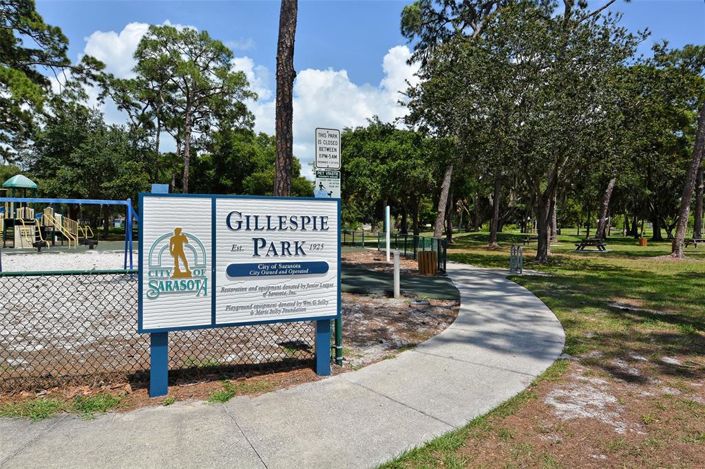 Image No.41-4 Bed Property for sale