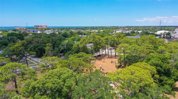 Image No.45-4 Bed Property for sale