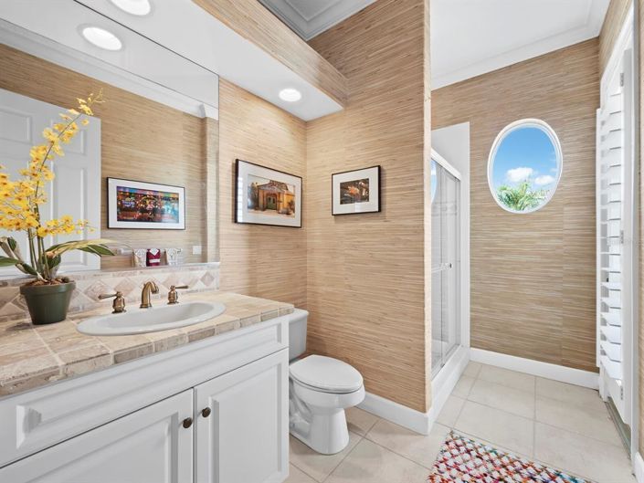 Image No.19-4 Bed Property for sale