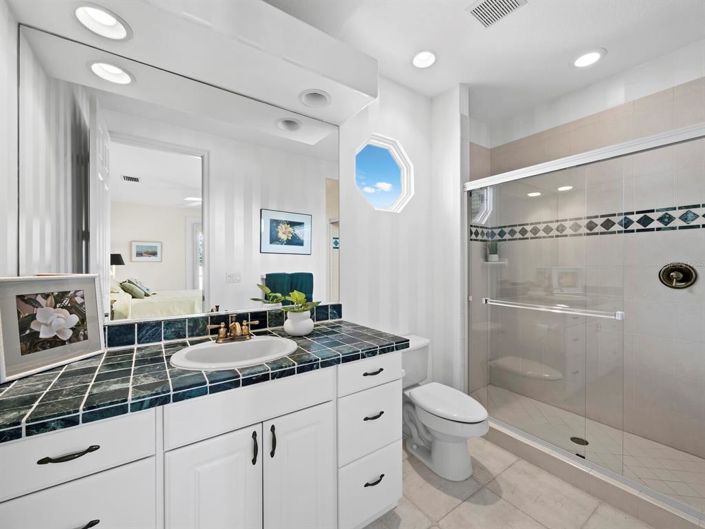 Image No.21-4 Bed Property for sale