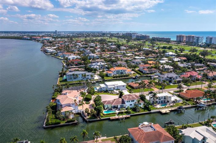 Image No.40-4 Bed Property for sale