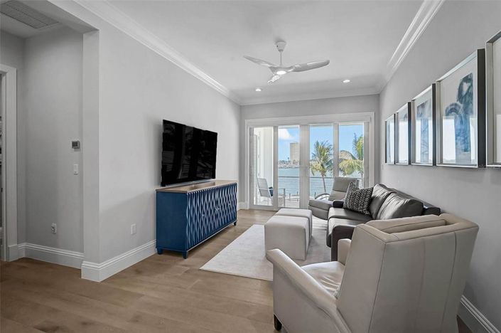 Image No.37-5 Bed Property for sale