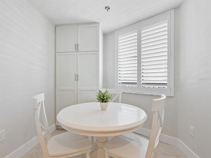 Image No.18-2 Bed Property for sale