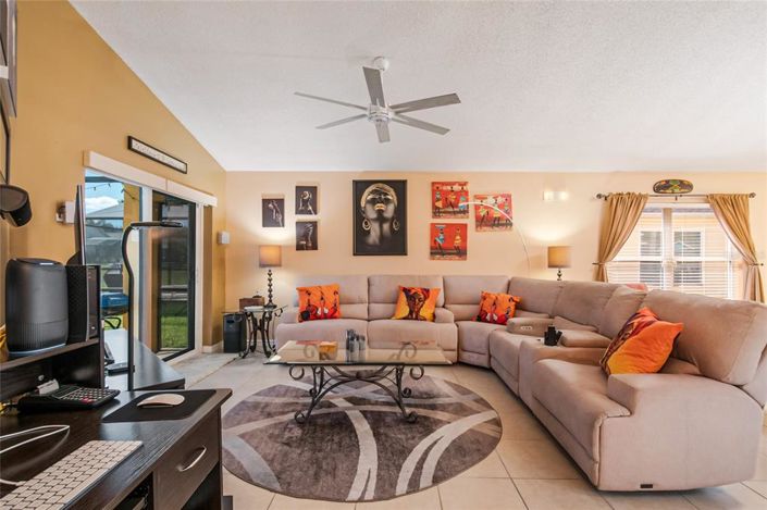 Image No.3-4 Bed Property for sale