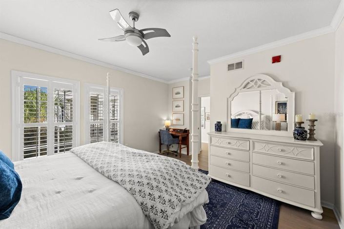 Image No.18-2 Bed Property for sale