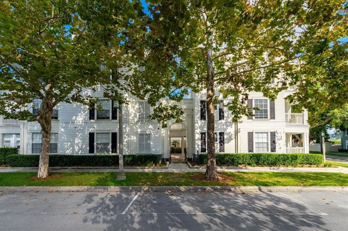 Image No.2-2 Bed Property for sale