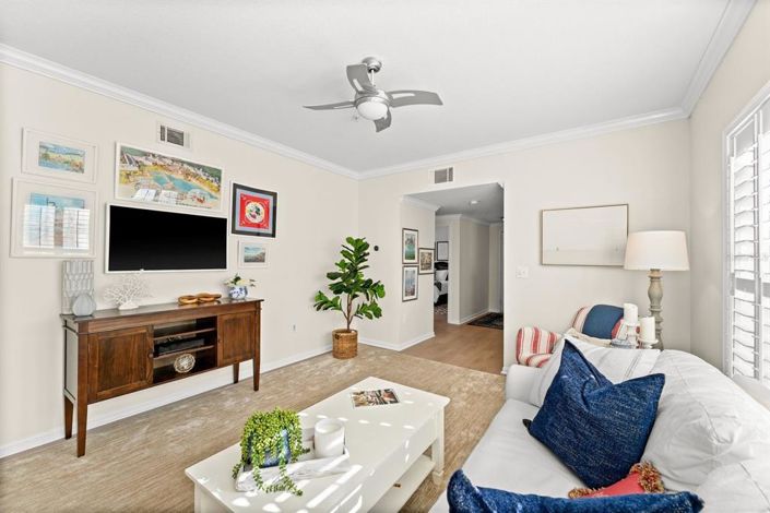 Image No.6-2 Bed Property for sale