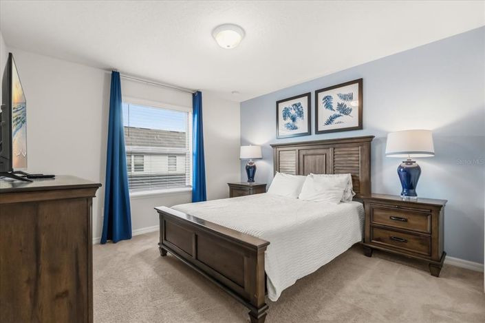 Image No.23-6 Bed Property for sale