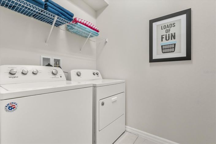 Image No.32-6 Bed Property for sale