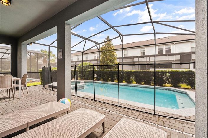 Image No.35-6 Bed Property for sale