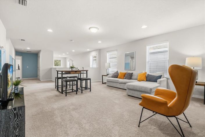 Image No.4-6 Bed Property for sale