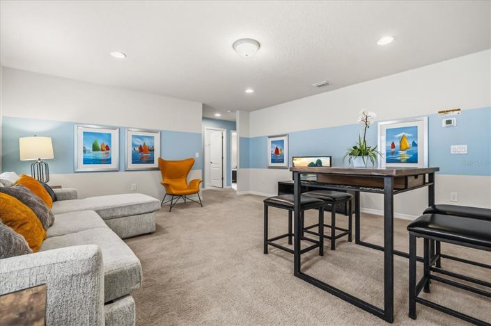 Image No.8-6 Bed Property for sale