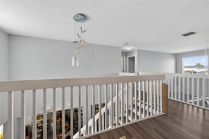 Image No.19-5 Bed Property for sale