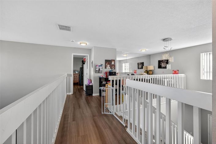 Image No.20-5 Bed Property for sale