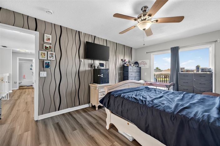 Image No.23-5 Bed Property for sale