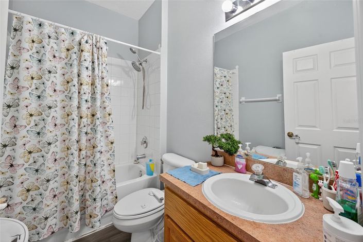 Image No.48-5 Bed Property for sale