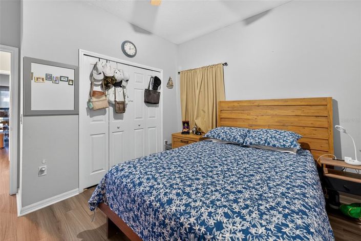 Image No.50-5 Bed Property for sale