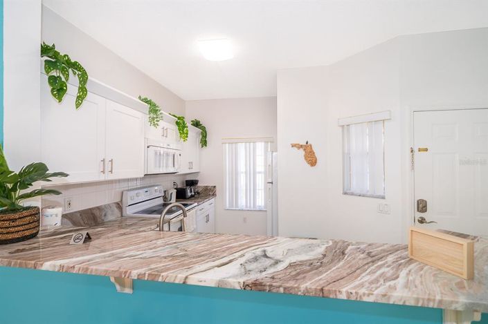 Image No.9-3 Bed Townhouse for sale