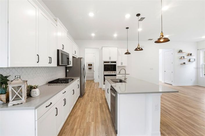 Image No.20-4 Bed Property for sale