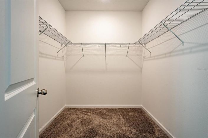 Image No.18-4 Bed Townhouse for sale