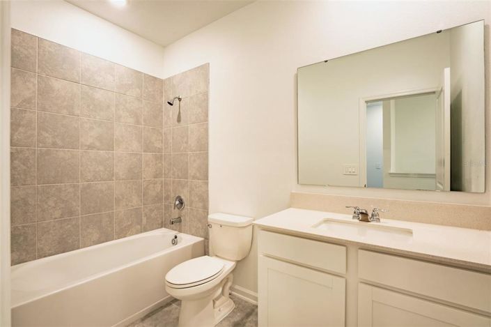 Image No.8-4 Bed Townhouse for sale