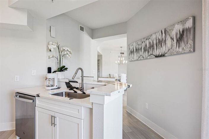 Image No.12-3 Bed Property for sale