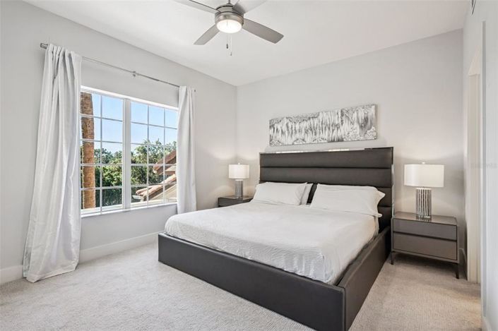 Image No.23-3 Bed Property for sale