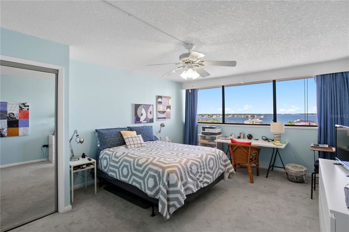 Image No.15-2 Bed Property for sale