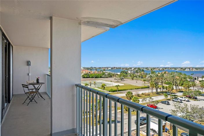 Image No.24-2 Bed Property for sale