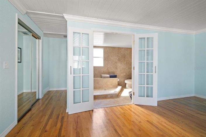 Image No.13-3 Bed Property for sale