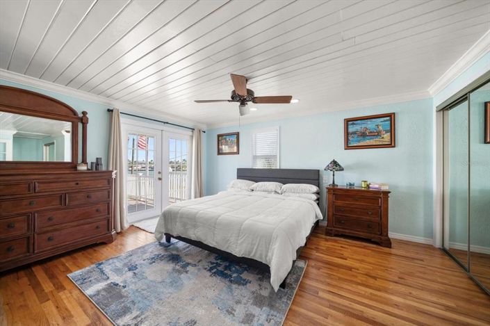 Image No.15-3 Bed Property for sale