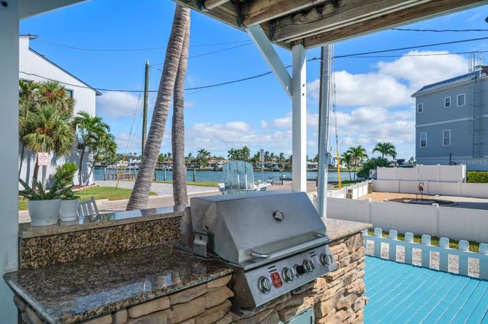 Image No.40-3 Bed Property for sale