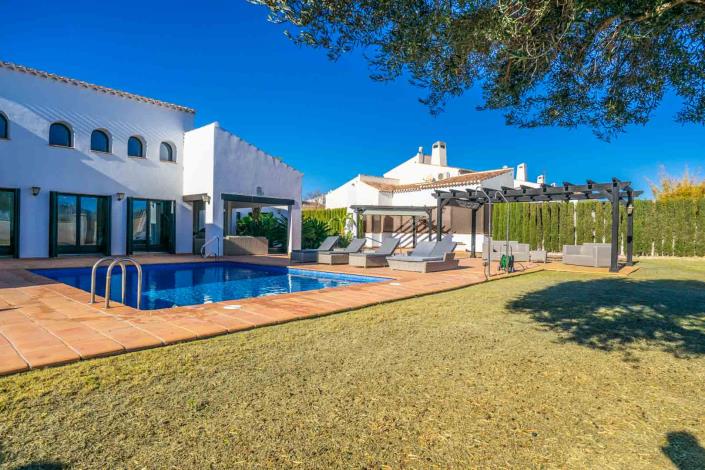 Image No.31-5 Bed Villa / Detached for sale