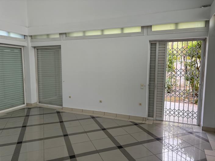 Image No.13-6 Bed House for sale