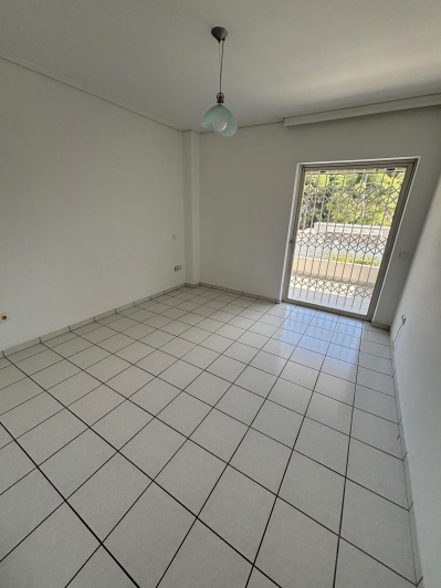 Image No.24-6 Bed House for sale