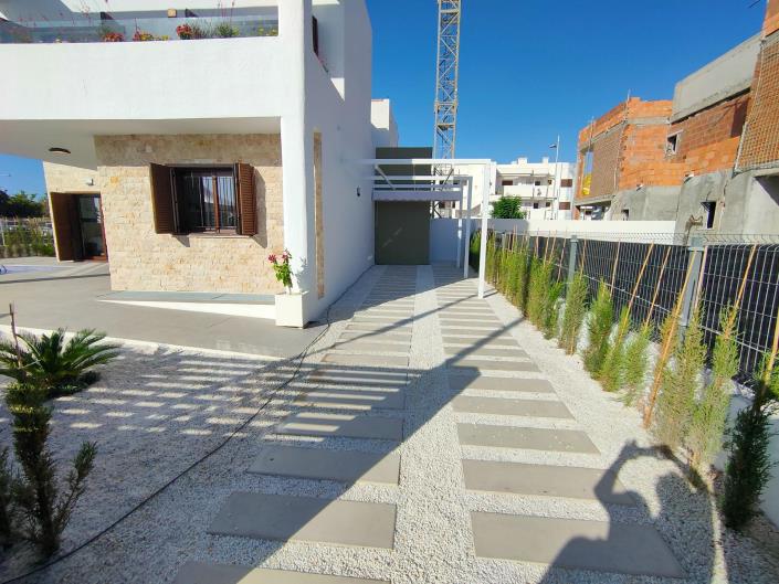 Image No.5-3 Bed Villa for sale